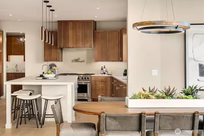 9630 SE 5th Street, Bellevue, WA 98004 - Photo 17