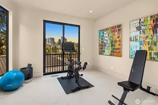 9630 SE 5th St, Bellevue, WA 98004 - Photo 23