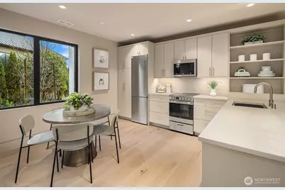 9630 SE 5th Street, Bellevue, WA 98004 - Photo 39