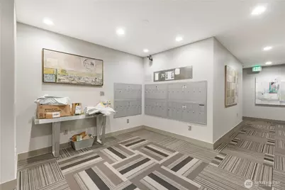 705 E Republican Street #207, Seattle, WA 98102 - Photo 21