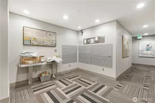 705 E Republican St, Seattle, WA 98102 - Photo 21