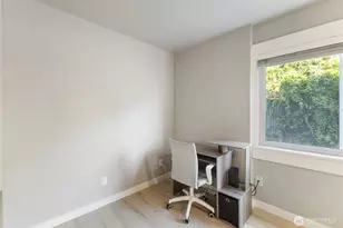 705 E Republican St, Seattle, WA 98102 - Photo 7