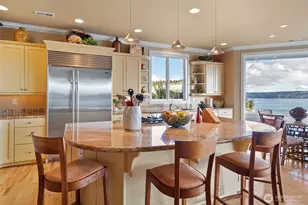 7305 Soundview Dr, Gig Harbor, WA 98335 - Photo 3