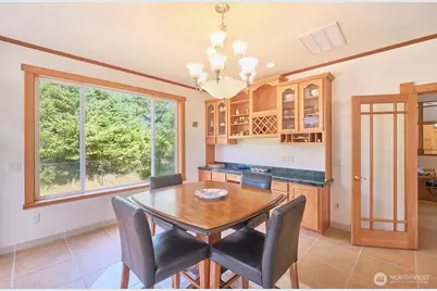 238 25th Street NW, Long Beach, WA 98631 - Photo 7