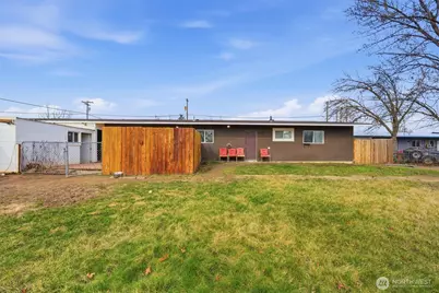 9016 Bong Loop Drive #A, Moses Lake, WA 98837 - Photo 35