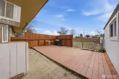 9016 Bong Loop Drive #A, Moses Lake, WA 98837 - Photo 31