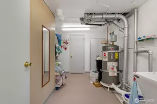 929 NW 59th St, Seattle, WA 98107 - Photo 29