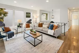 736 N 104th St, Seattle, WA 98133 - Photo 5