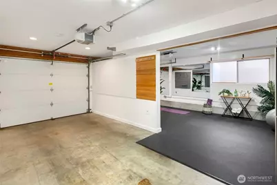 736 N 104th Street, Seattle, WA 98133 - Photo 31