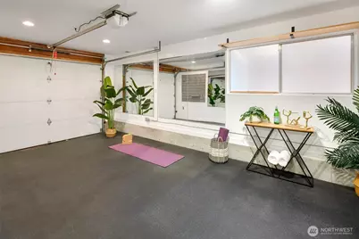 736 N 104th Street, Seattle, WA 98133 - Photo 29