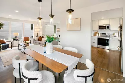 736 N 104th Street, Seattle, WA 98133 - Photo 9