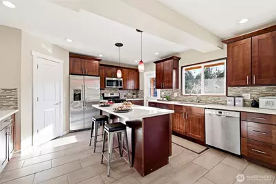 8722 Hamlet Ave S, Seattle, WA 98118 - Photo 15