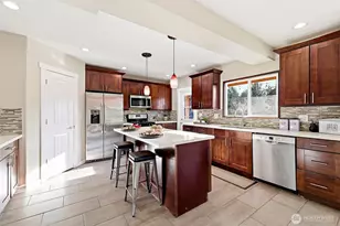 8722 Hamlet Ave S, Seattle, WA 98118 - Photo 15