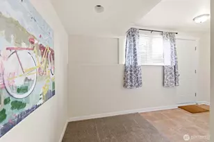 8722 Hamlet Ave S, Seattle, WA 98118 - Photo 37