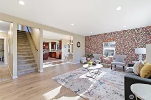 8722 Hamlet Ave S, Seattle, WA 98118 - Photo 11