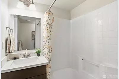 8722 Hamlet Ave S, Seattle, WA 98118 - Photo 35