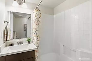 8722 Hamlet Ave S, Seattle, WA 98118 - Photo 35