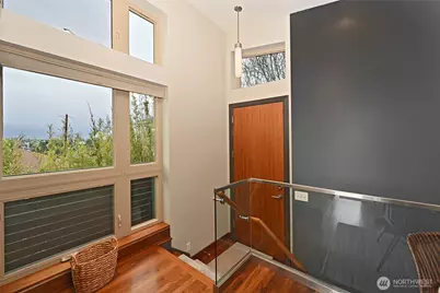 8218 2nd Avenue NE #B, Seattle, WA 98115 - Photo 3