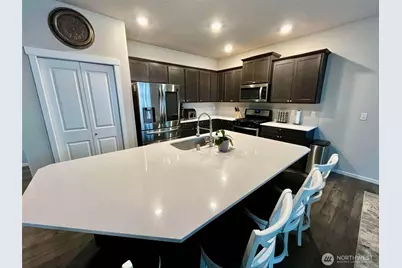 19835 152nd Street Ct E #08, Bonney Lake, WA 98391 - Photo 7