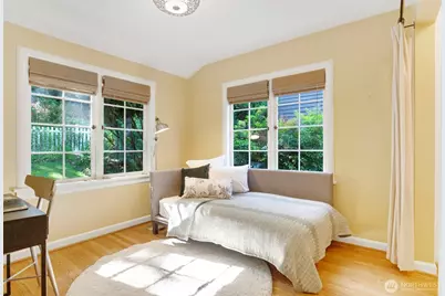 1702 Lake Washington Boulevard, Seattle, WA 98122 - Photo 15