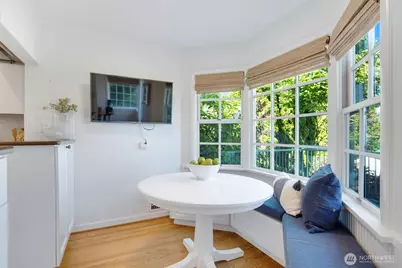 1702 Lake Washington Boulevard, Seattle, WA 98122 - Photo 11