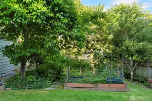 1702 Lake Washington Blvd, Seattle, WA 98122 - Photo 31