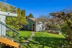 1702 Lake Washington Blvd, Seattle, WA 98122 - Photo 27