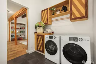 5836 Battle Point Dr NE, Bainbridge Island, WA 98110 - Photo 19