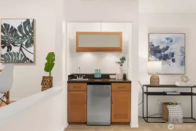 4202 Factoria Blvd SE #D2, Bellevue, WA 98006 - Photo 17