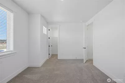 32133 Pacific Avenue SE, Black Diamond, WA 98010 - Photo 15