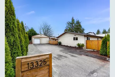 13325 Beverly Park Road, Lynnwood, WA 98087 - Photo 35