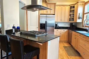 1703 32nd St, Anacortes, WA 98221 - Photo 9