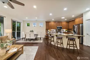 14714 Knoll Park Ct E, Bonney Lake, WA 98391 - Photo 5