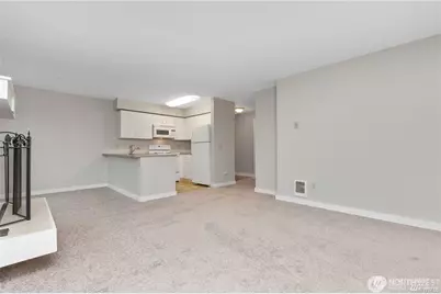 12303 Harbour Pointe Boulevard #S303, Mukilteo, WA 98275 - Photo 5