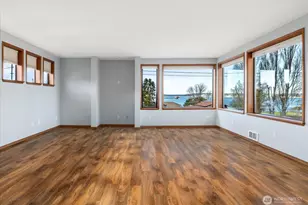 905 NE Leach St, Coupeville, WA 98239 - Photo 11