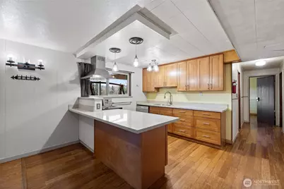 13720 56th Avenue S, Tukwila, WA 98168 - Photo 27