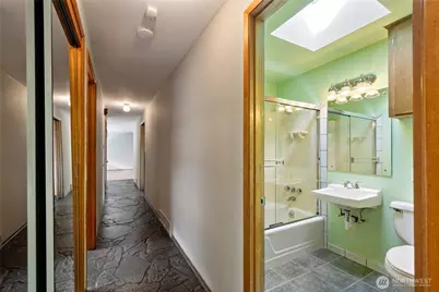 13720 56th Avenue S, Tukwila, WA 98168 - Photo 21