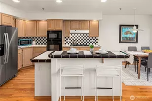 10142 NE 63rd St, Kirkland, WA 98033 - Photo 9