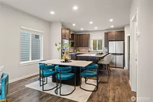 309 207th Pl SE, Bothell, WA 98012 - Photo 15