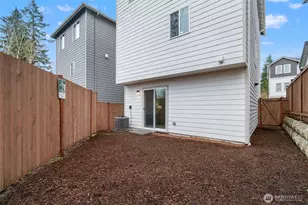 309 207th Pl SE, Bothell, WA 98012 - Photo 31