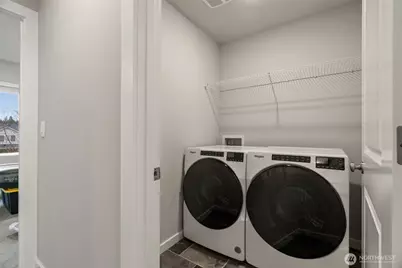 309 207th Place SE, Bothell, WA 98012 - Photo 27