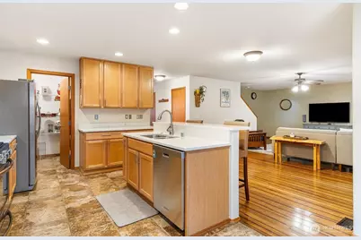 23425 SE 261st Court, Maple Valley, WA 98038 - Photo 11