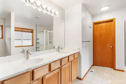 23425 SE 261st Court, Maple Valley, WA 98038 - Photo 21