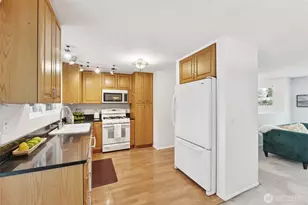 21312 NE 60th Pl, Redmond, WA 98053 - Photo 13