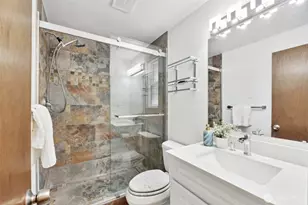 21312 NE 60th Pl, Redmond, WA 98053 - Photo 19