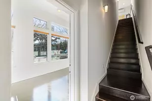 8501 14th Ave NW, Seattle, WA 98117 - Photo 9