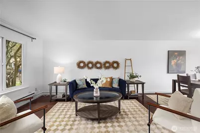 4877 Terrace Drive NE, Seattle, WA 98105 - Photo 9