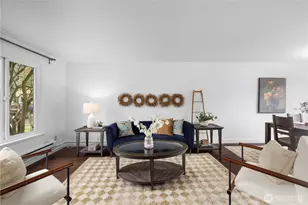 4877 Terrace Dr NE, Seattle, WA 98105 - Photo 9