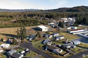 371 Flora Pl, Forks, WA 98331 - Photo 33