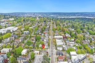 137 23rd Ave E, Seattle, WA 98112 - Photo 7